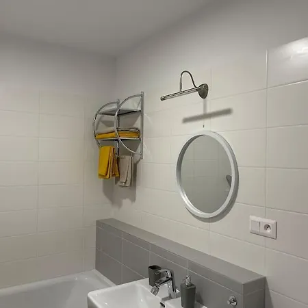 Make Yourself At Apartament *