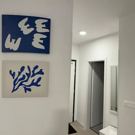 Make Yourself At Apartamento *